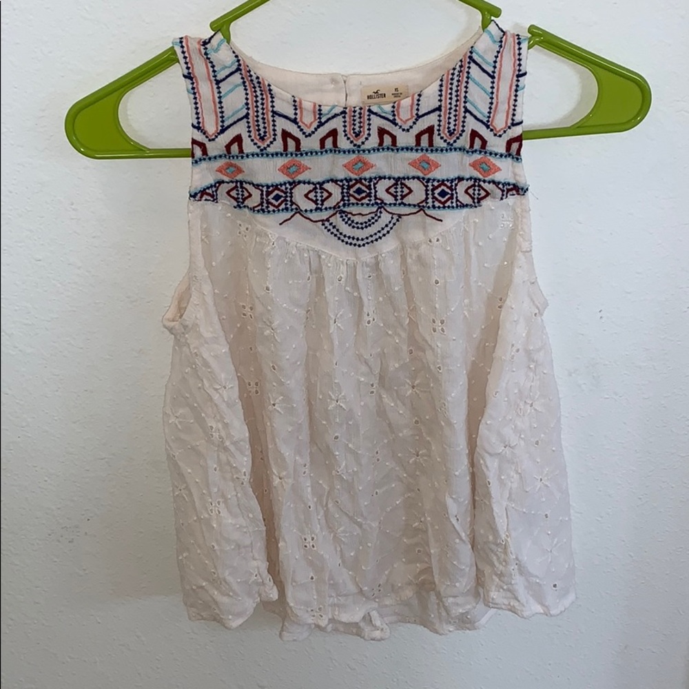 Hollister Tank